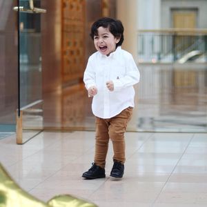 Meet your Posher, Rene